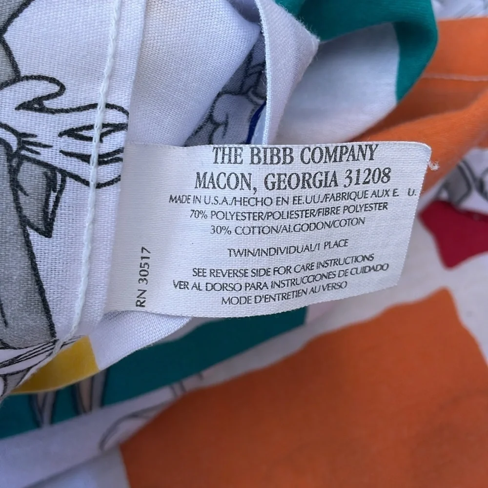 1997 Warner Bros. Bugs Bunny Twin Sized Flat top sheet Vintage Y2K Retro